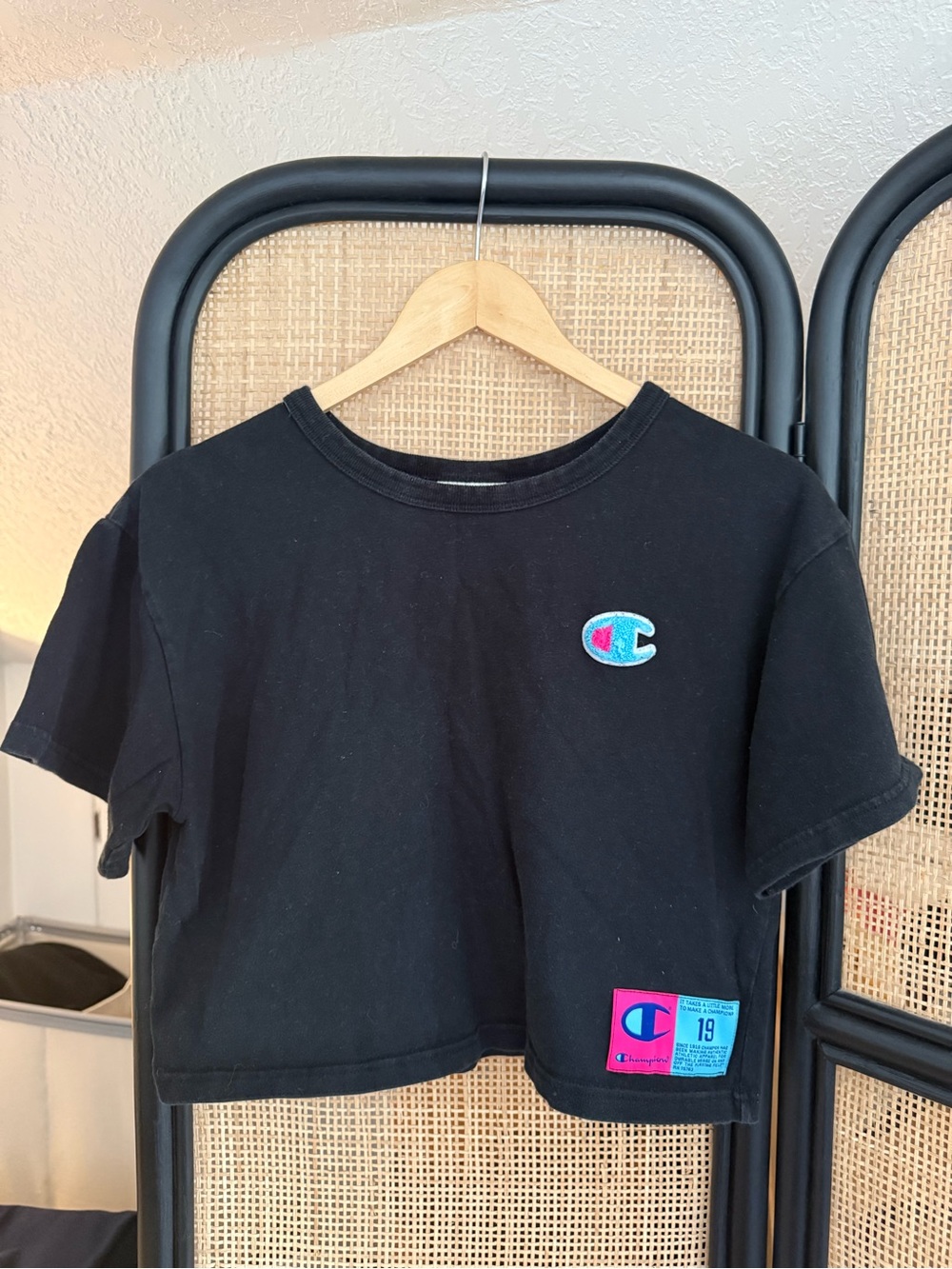 Champion Women’s Cropped Short Sleeved Tee Shirt Cotton Black Small